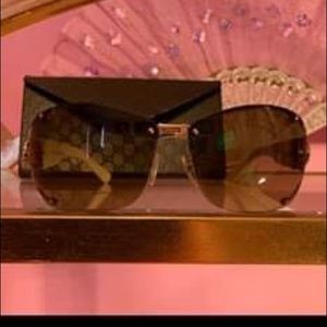 Gucci sunglasses